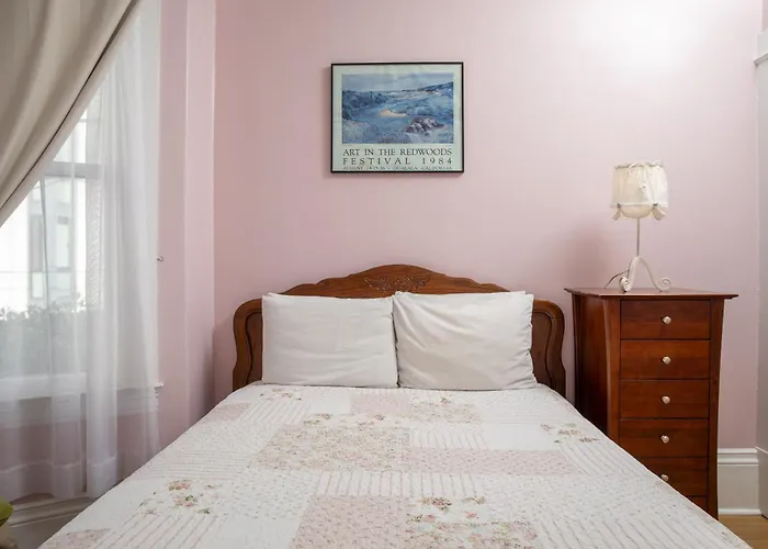 Hayes Valley Inn
